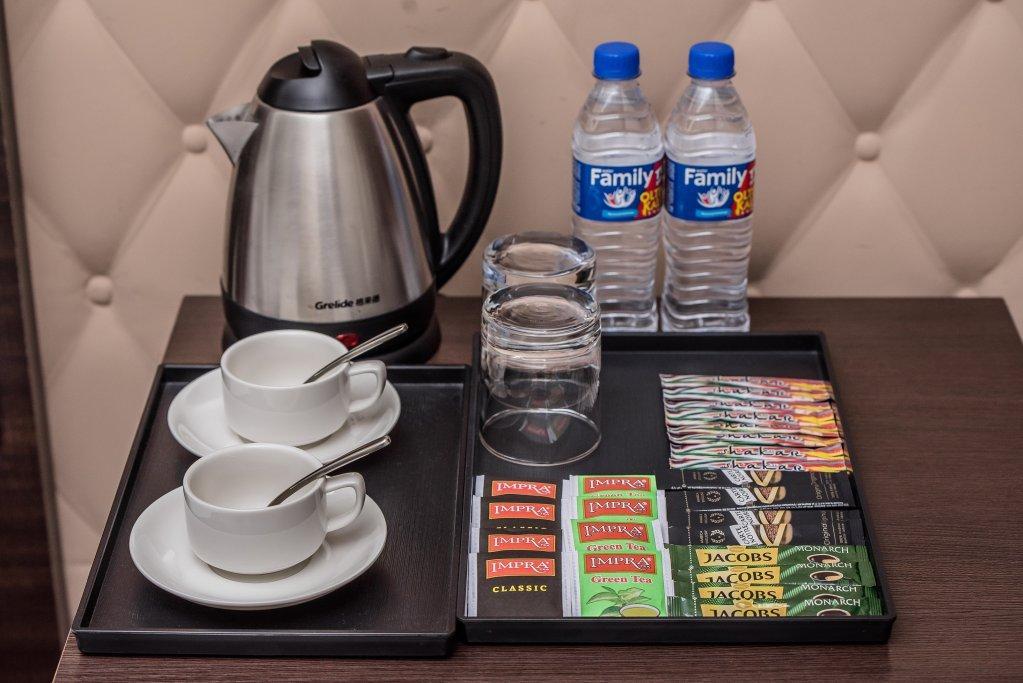 The Royal Mezbon Hotel & Spa ทาชเคนต์ ภายนอก รูปภาพ