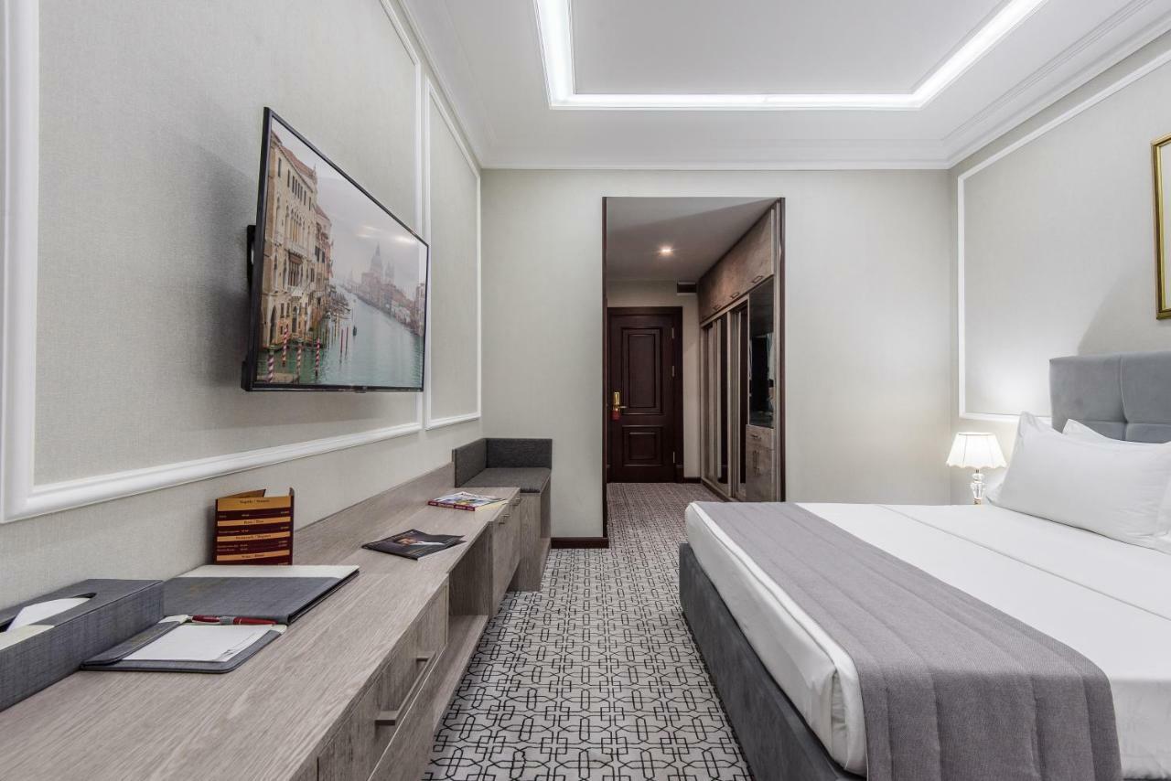 The Royal Mezbon Hotel & Spa ทาชเคนต์ ภายนอก รูปภาพ