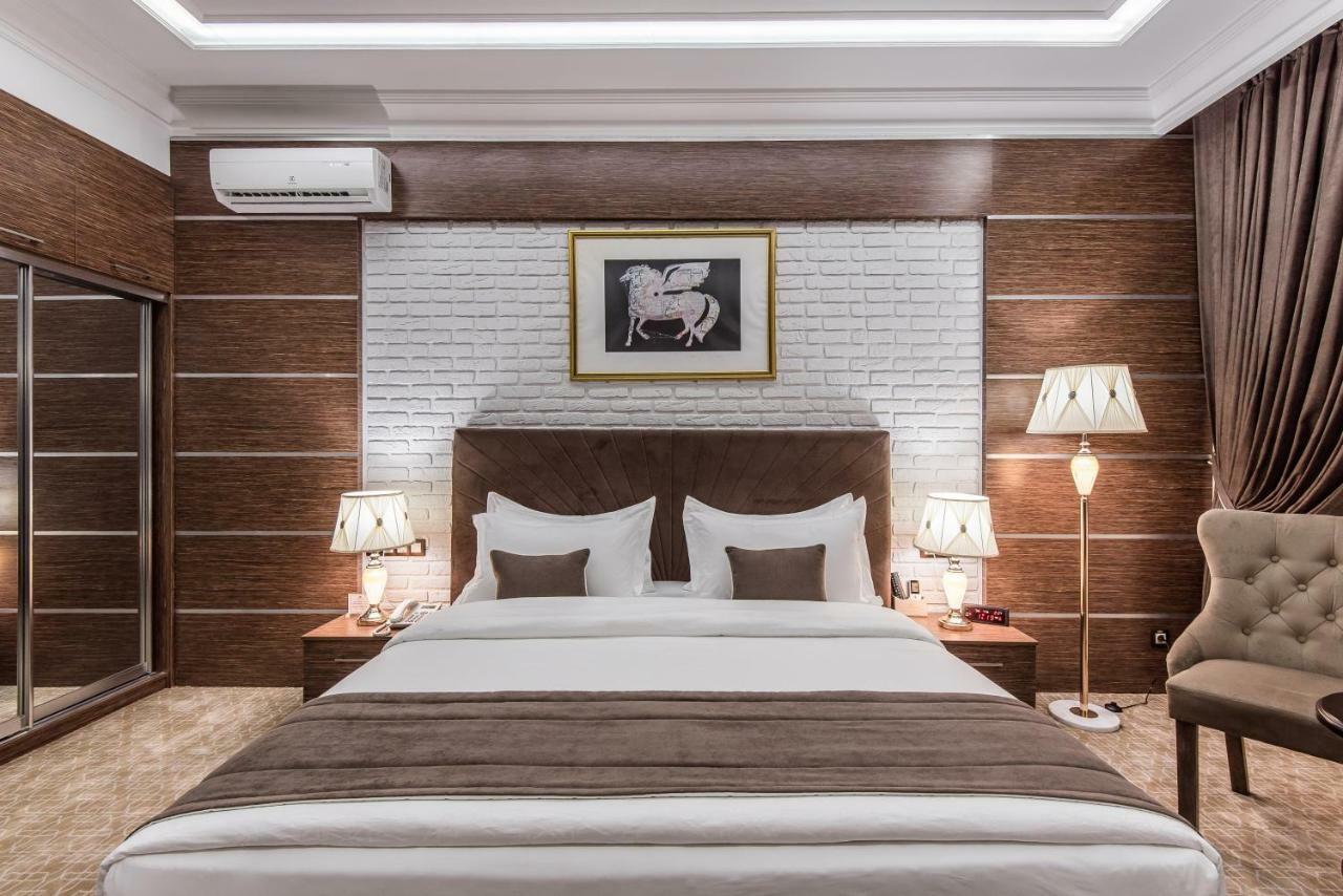 The Royal Mezbon Hotel & Spa ทาชเคนต์ ภายนอก รูปภาพ